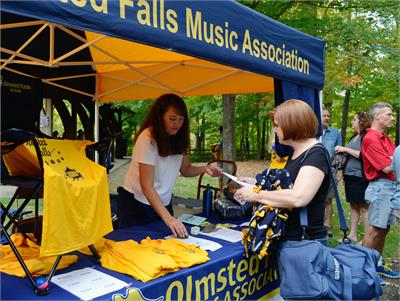 Olmsted Falls Music Association offers information about its group. 